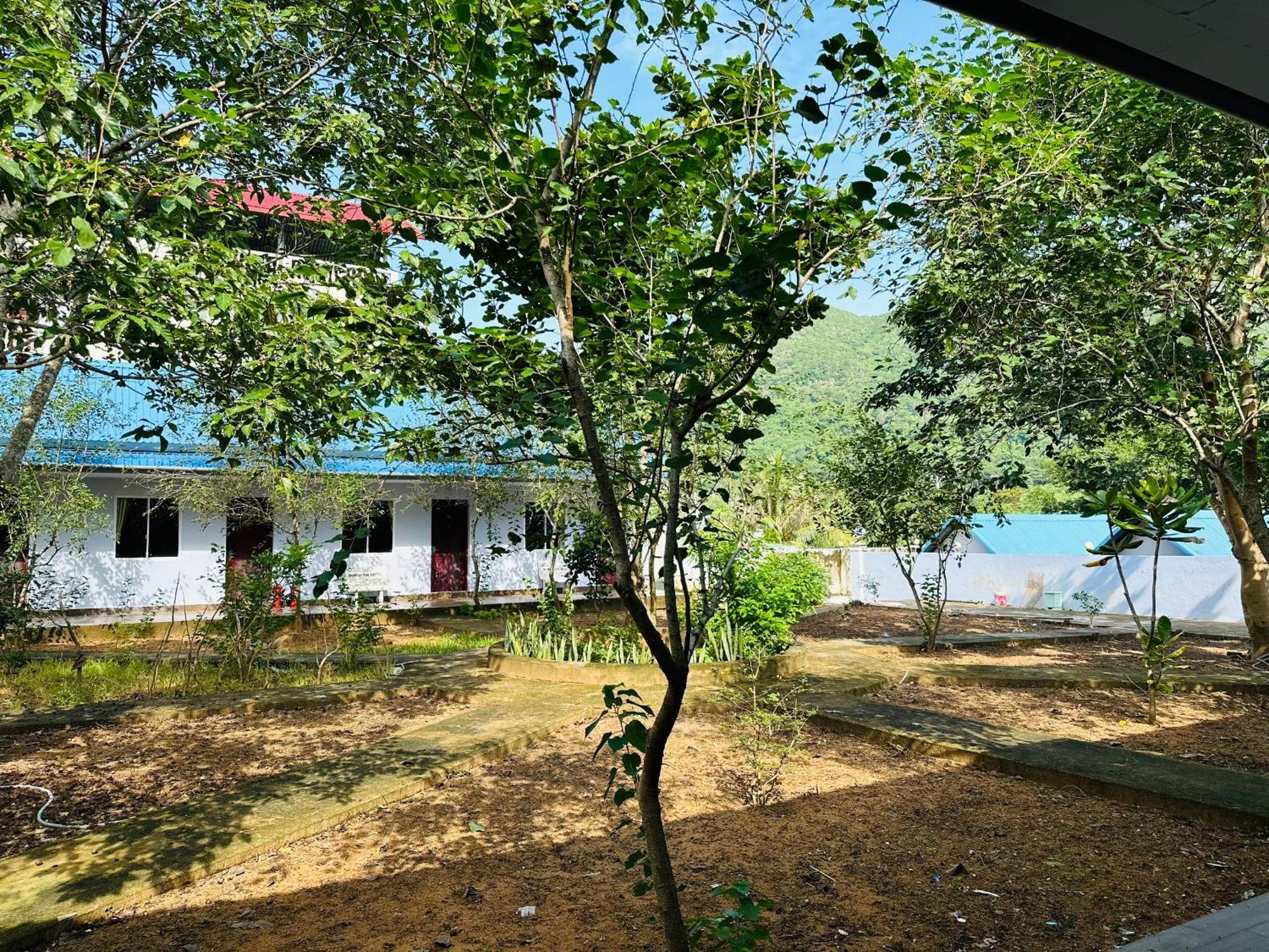 Bungalow Hotel Chi Khu Co Ong Екстериор снимка