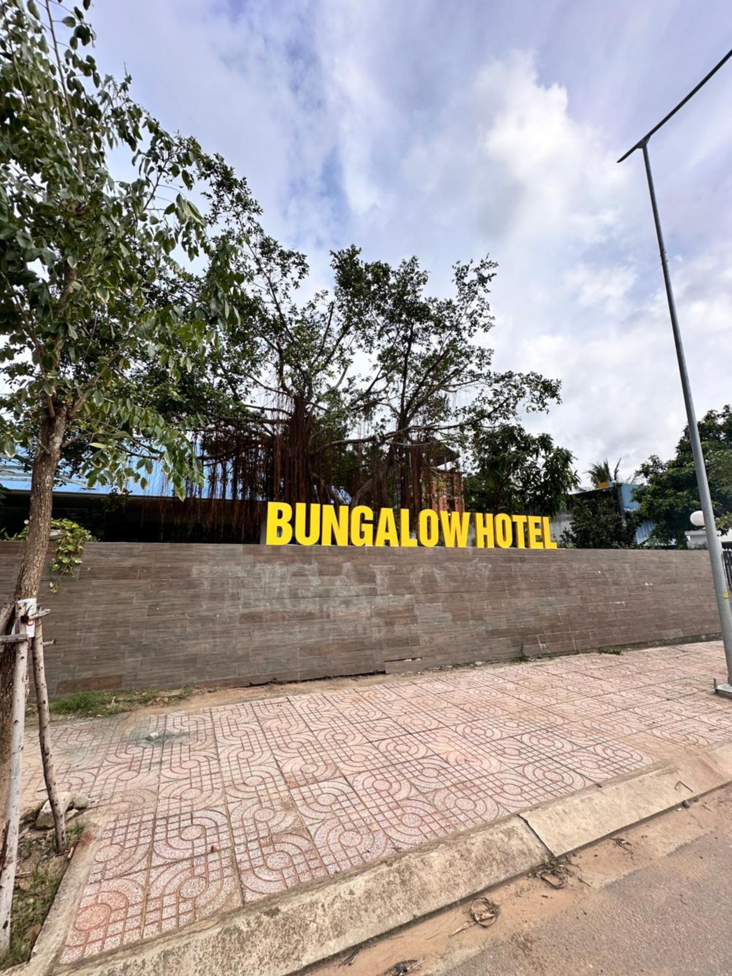 Bungalow Hotel Chi Khu Co Ong Екстериор снимка