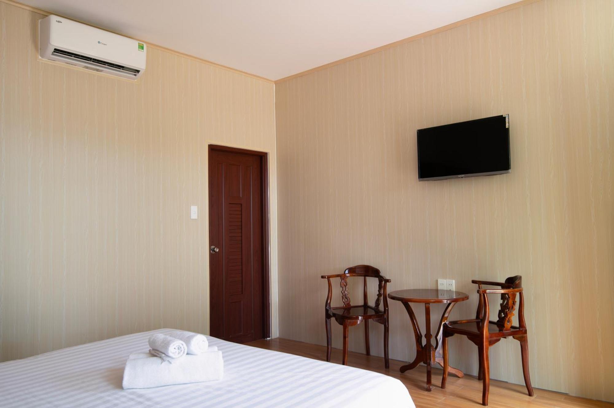Bungalow Hotel Chi Khu Co Ong Екстериор снимка