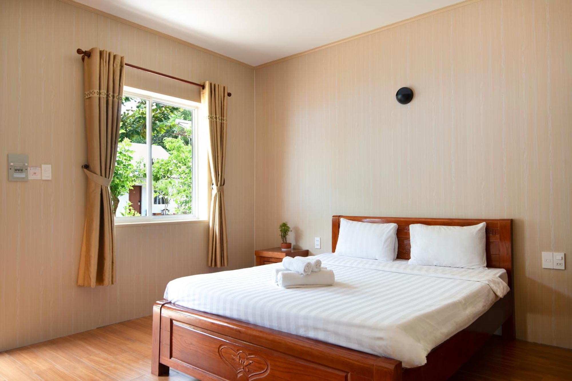 Bungalow Hotel Chi Khu Co Ong Екстериор снимка