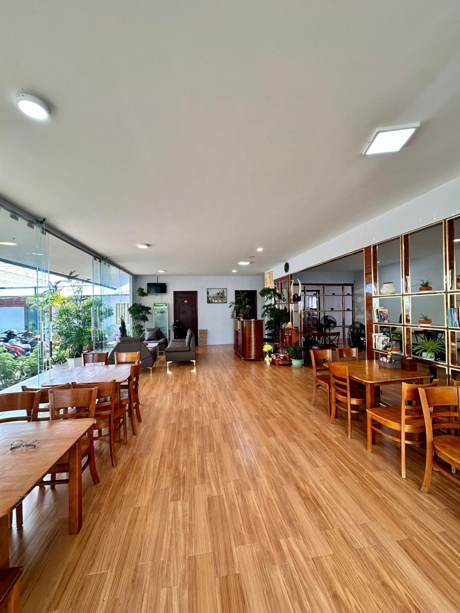 Bungalow Hotel Chi Khu Co Ong Екстериор снимка