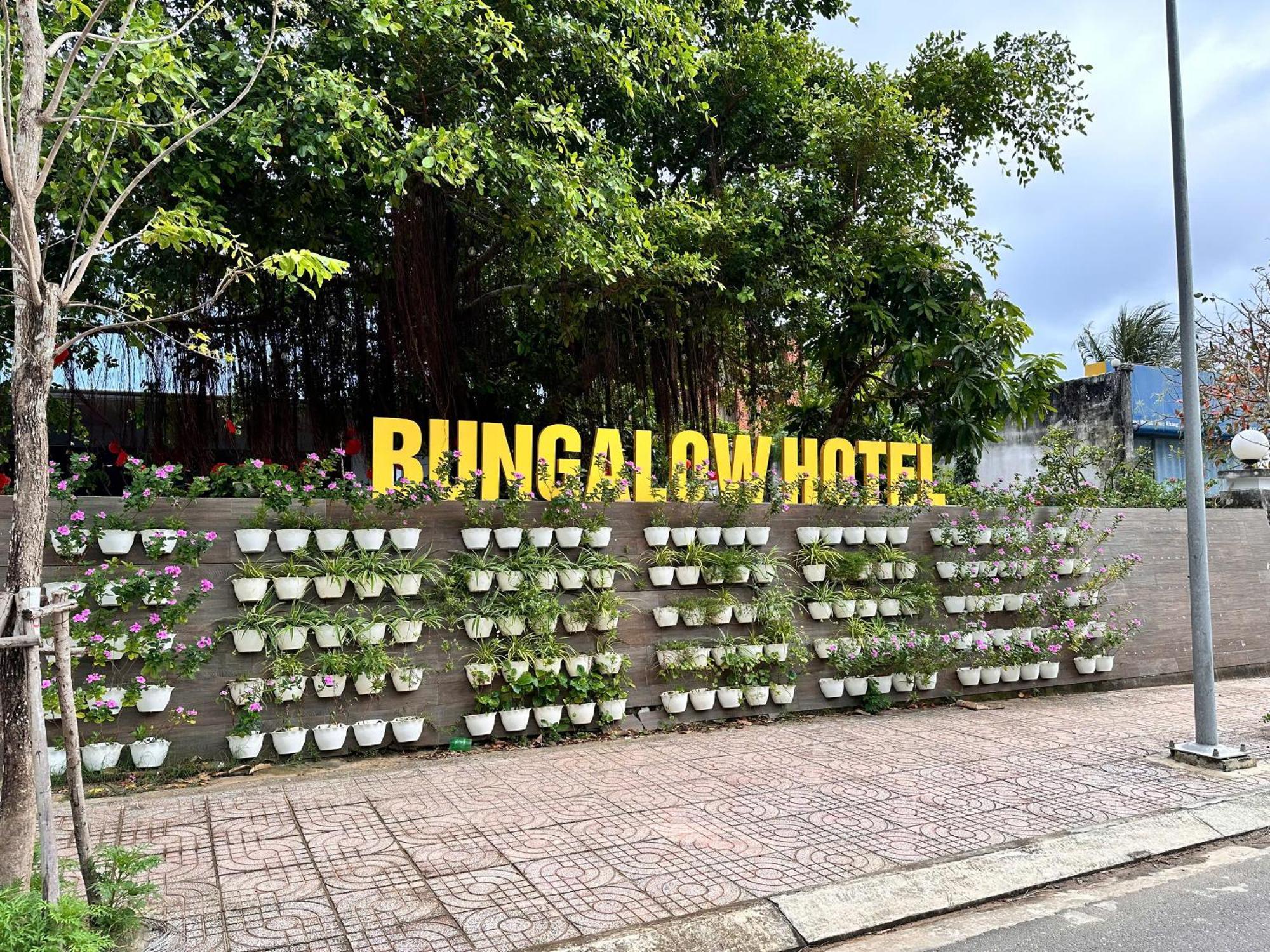 Bungalow Hotel Chi Khu Co Ong Екстериор снимка